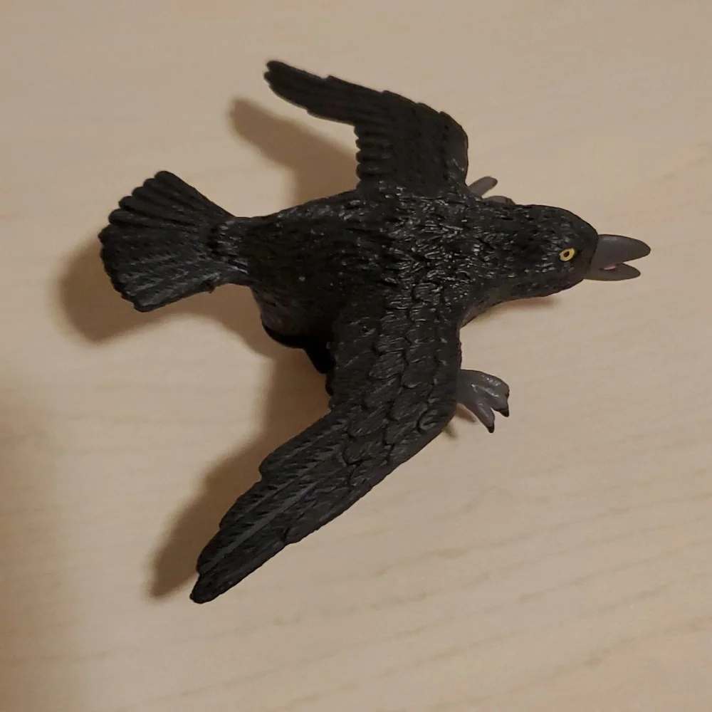 Archie McPhee Racing Crow - Picture 2 of 5